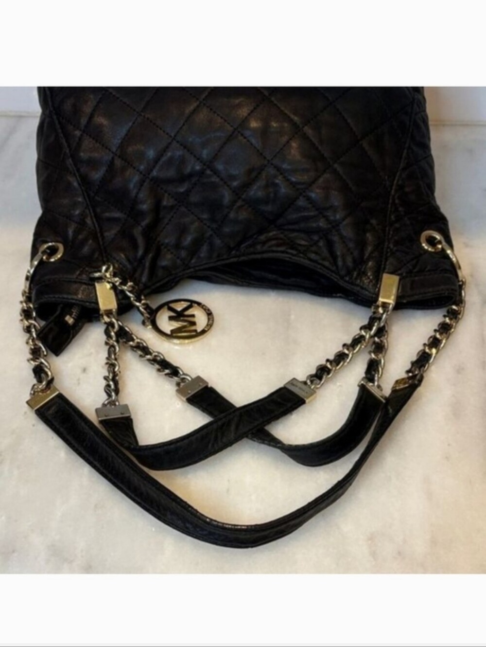 💥Sale💥Michael Kors Quilted Susannah Medium Leather Shoulder Tote - Picture 11 of 13